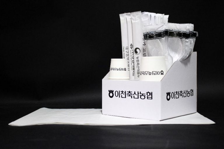식탁보 + 수저케이스